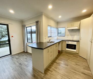 54A Blake Road, Mangere East, Auckland - Photo 5