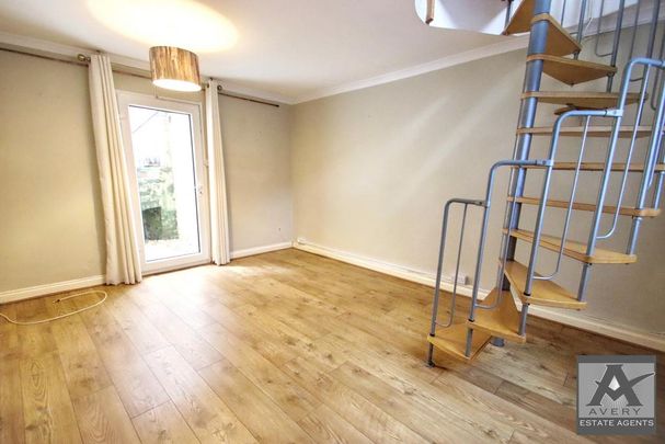 2 bedroom cottage to rent - Photo 1