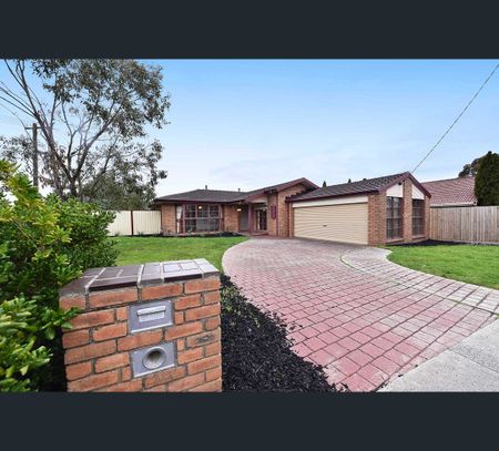 5 Gillingham Cres, Craigieburn, Vic 3064 - Photo 5