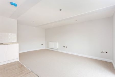 1 bedroom duplex to rent - Photo 2