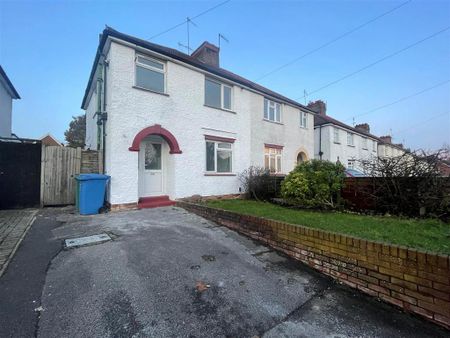 3 bedroom semi-detached house to rent - Photo 5