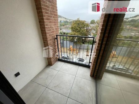 Pronájem bytu 1+kk 32 m - Fotografie 5