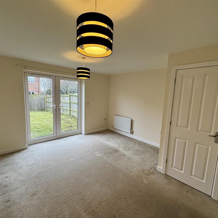 2 bedroom semi-detached house to rent - Photo 1