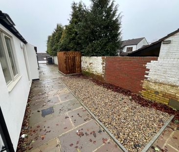 3 bedroom semi-detached house to rent - Photo 5