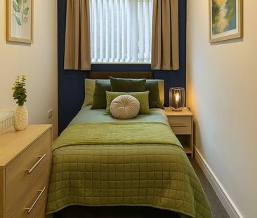 1 bedroom in a house share to rent - Photo 1