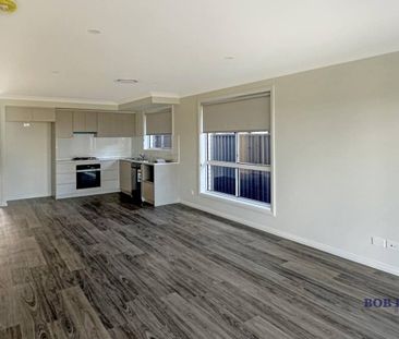 BRAND NEW HOME in SOUTHLAKES ESTATE - Photo 5