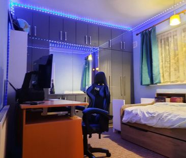 3 Bed Semi-Detached House, Leicester, LE3 - Photo 6