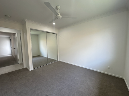 4 Provence Place, Greenbank QLD 4124 - House For Rent | Domain - Photo 2