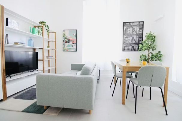 Via Francesco Crispi, Florence, Tuscany 50129 - Foto 1