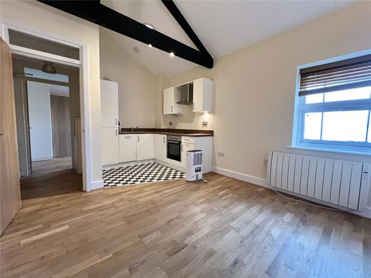 1 bedroom apartment to rent - Photo 1