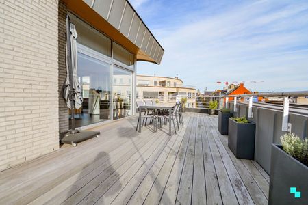 Penthouse met ruim terras en garage in centrum Roeselare - Photo 4