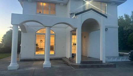 Smaller families welcome - Photo 5