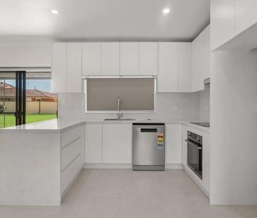 Macquarie Fields - Photo 2