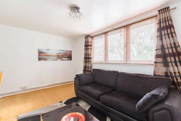 2 bedroom maisonette to rent - Photo 1