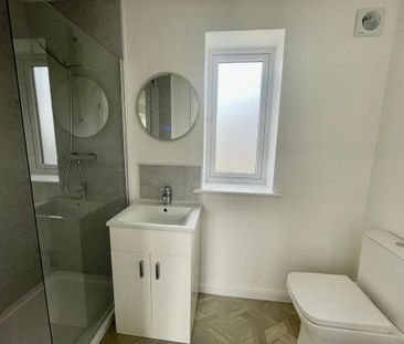 6 bedroom semi-detached house to rent - Photo 5