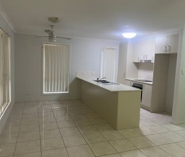 Spacious 4-Bedroom Family Home in Blacks Beach - Photo 1