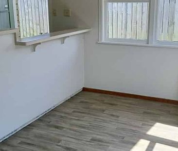 3 Bedroom back unit - Photo 2