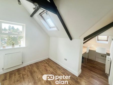 Caerau Road - Photo 4