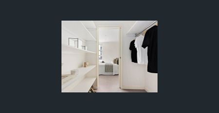 Notable over-sized residence - Photo 5