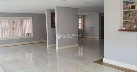 Casa com 5 quartos e 670m² para alugar em Chácara Santa Lúcia dos Ypes, Carapicuíba. - Photo 2