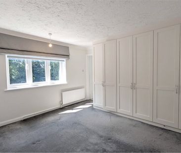 2 Bedroom Flat/Apartment to rent - Photo 4