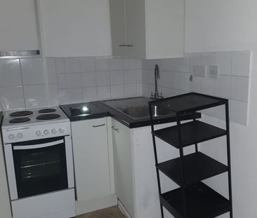Studio Flat, Cyprus Road, N3 - Photo 4
