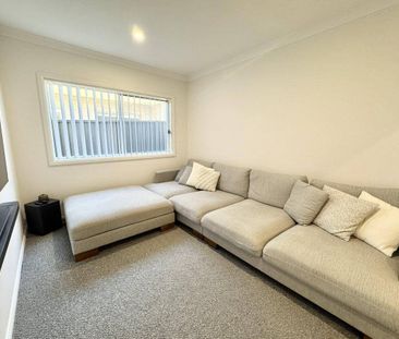 Spacious 3-Bedroom Modern Unit - Riverside Estate, Old Bar - Photo 4