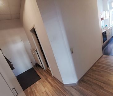 Gemütliche 2-Zimmer-Wohnung mit Einbauküche in Dresden-Löbtau! - Foto 2