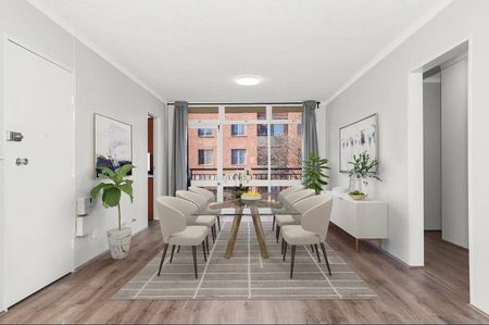 This 3 Bedroom apartment is sure to impress!!! - Photo 3