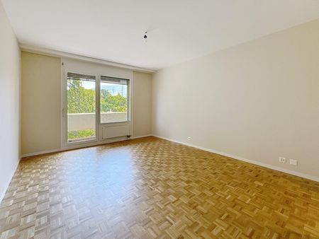 Appartement spacieux de 5 pièces, rénové entièrement, avec en sus un box à CHF 250.-/mois et un parking extérieur à CHF 150.-/mois - Foto 5