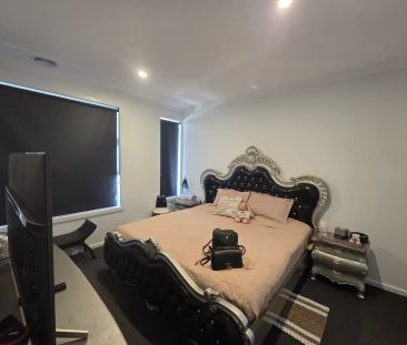 “Luxury Living in a Prime Werribee Location, 131 Grandvista Bouleva... - Photo 6