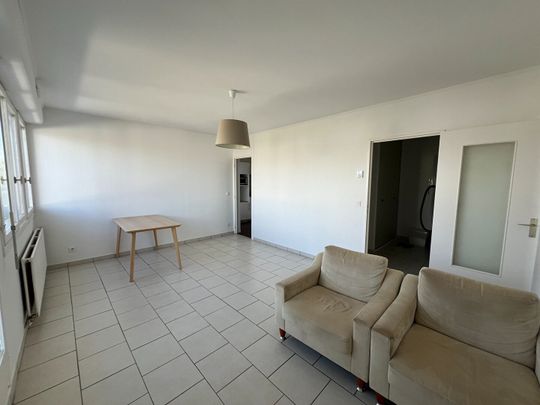 Location Appartement 2 pièces 50m² - Photo 1