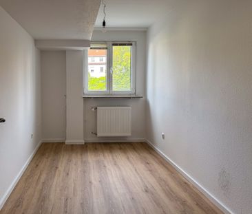 Frisch renovierte 2,5-Zi-Wohnung mitten im Rosenheimer Stadtzentrum! - Photo 5