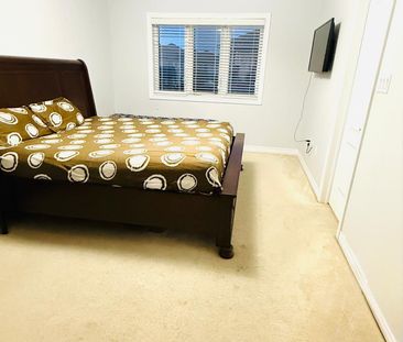 For Lease - 47 Crumlin Crescent, Brampton, Ontario - Photo 1