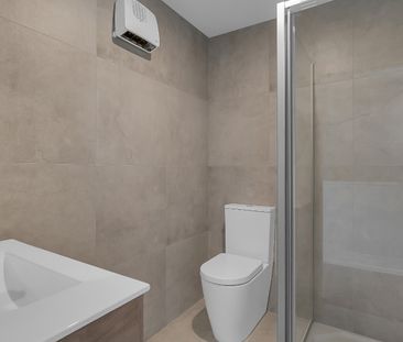 Unit 2, 90 Holly Road, St. Albans, Christchurch - Photo 4