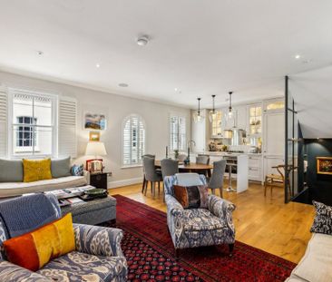 3 bedroom mews to rent - Photo 3