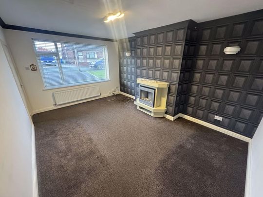 4 bedroom bungalow to rent - Photo 1