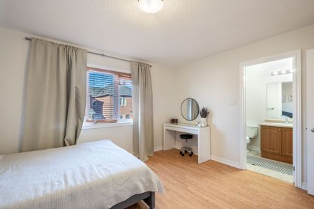 For Lease - 8 Stookes Crescent, Richmond Hill, Ontario - Photo 4