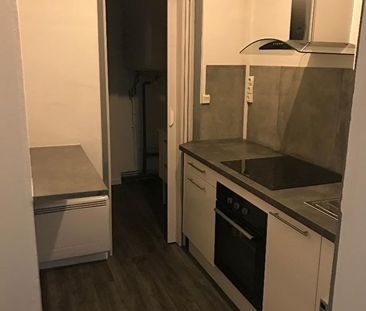 Location Appartement 3 pièces 52m² - Photo 4