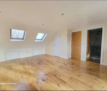 Lawrence Avenue, Palmers Green, N13 - Photo 3