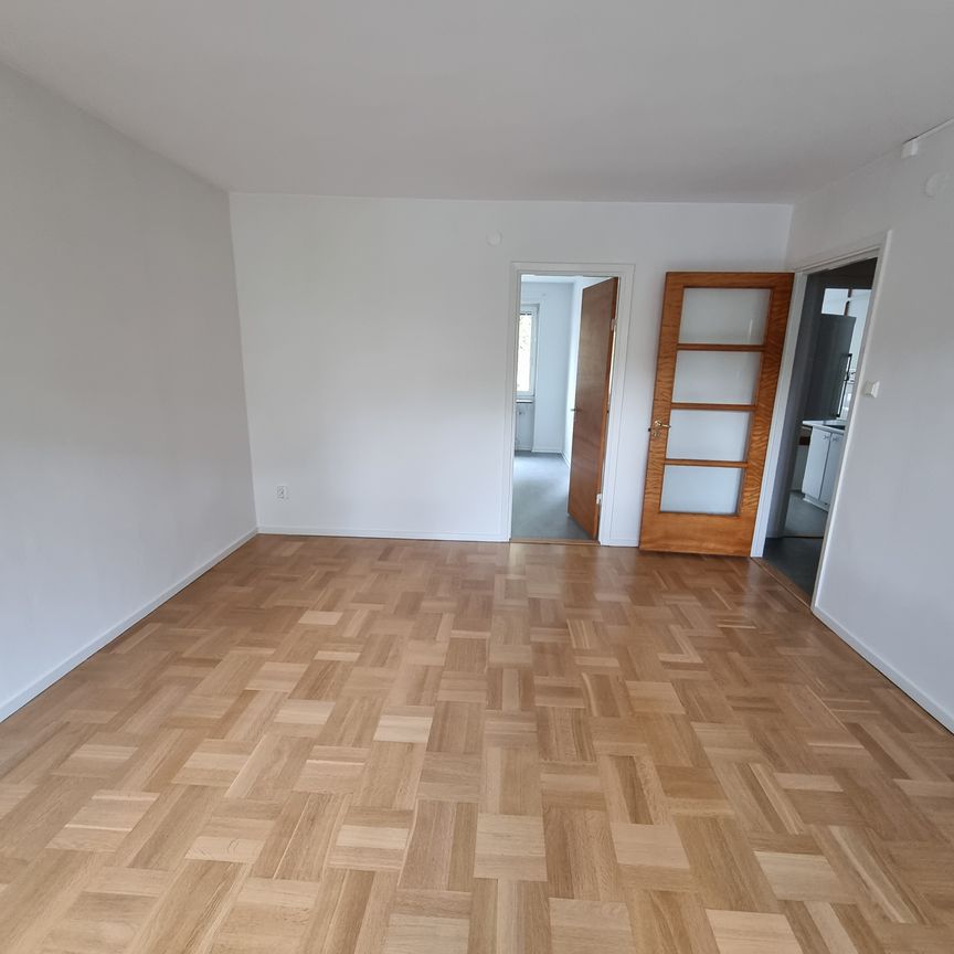 Trollesundsvägen, Bandhagen - Foto 1