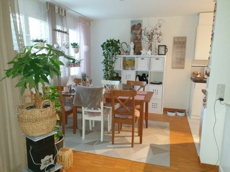 Top 3.5 Zimmer-Eigentumsstandardwohnung an ruhiger und sehr zentraler Lage - Foto 2