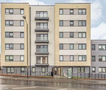 West Central, Slough, SL2 - Photo 4