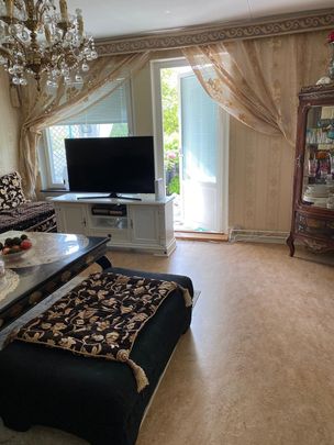 Tisslingeplan, Spånga - Photo 1