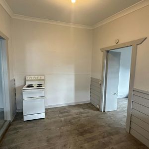 1/172A Broomfield Street - Photo 2