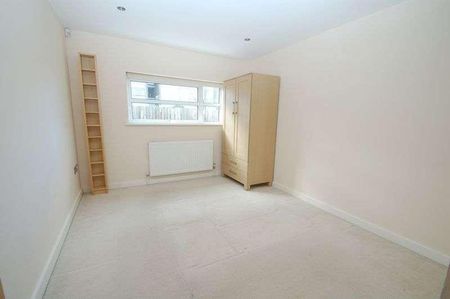 Bridge Court, Walton-on-thames, KT12 - Photo 5