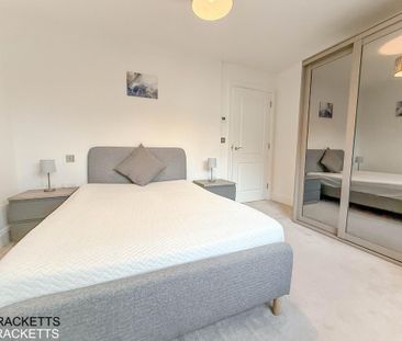 1 bedroom flat to rent - Photo 6