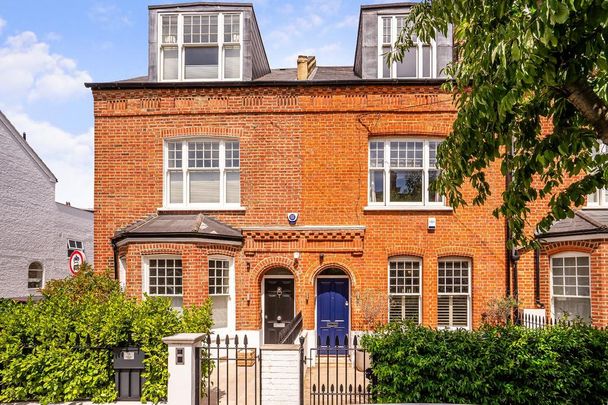 5 bedroom terraced house to rent - Photo 1