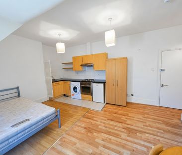 Hornsey Lane, N6 5LT, Highgate - Photo 1