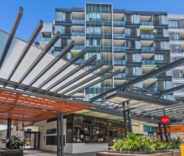 Stylish Apartment Living in Circa Three - Photo 5